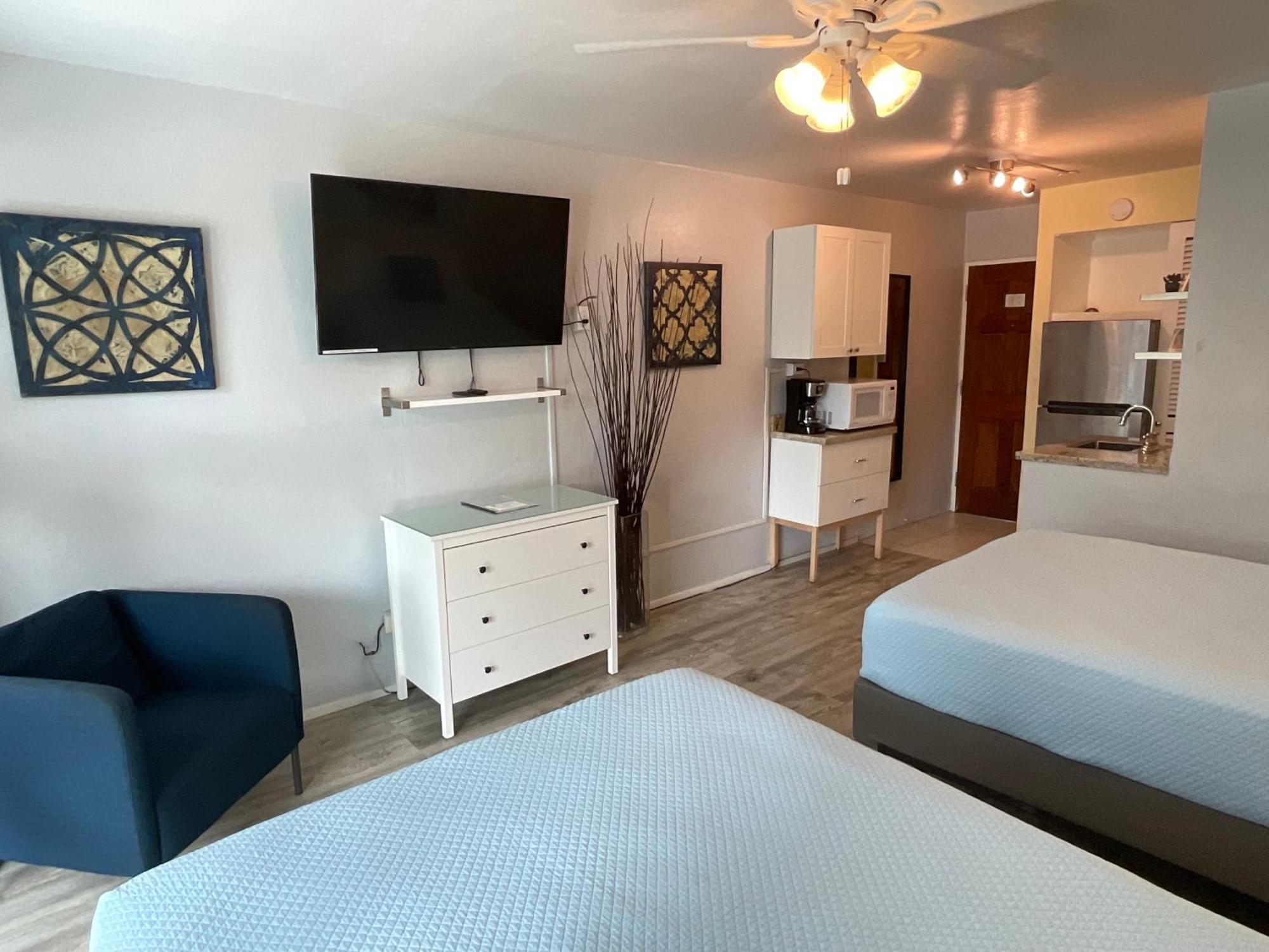 The Frederiksted Hotel Bagian luar foto