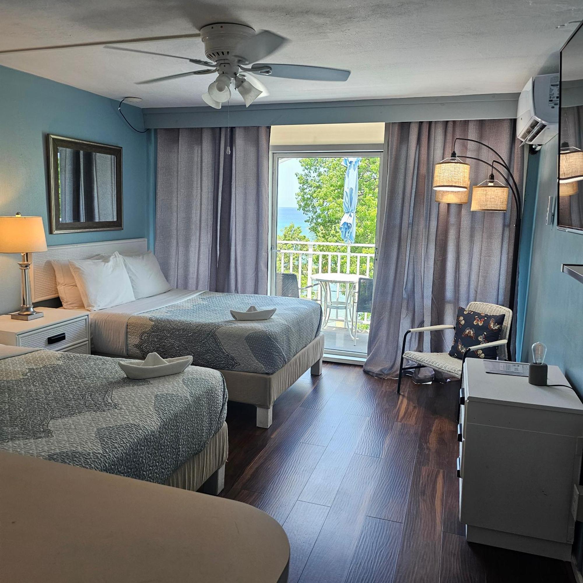The Frederiksted Hotel Bagian luar foto