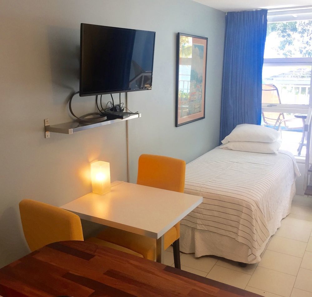 The Frederiksted Hotel Bagian luar foto
